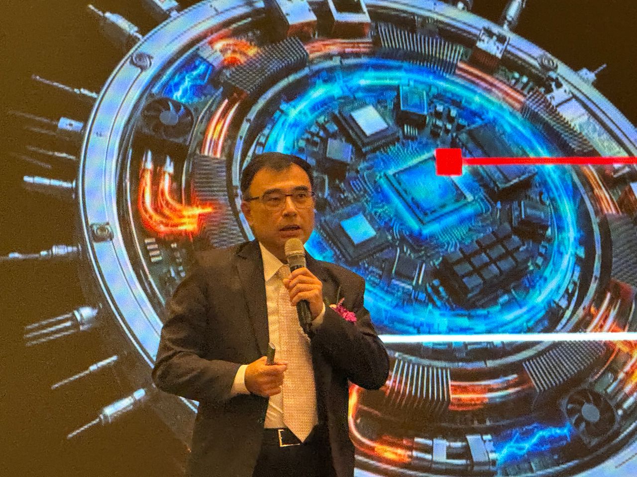 宜鼎法說會|DRAM漲到2027年!宜蘭三廠年底動工 安提規劃IPO