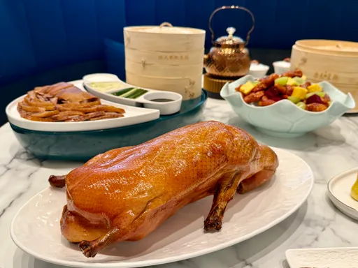 大巨蛋新百貨本週開逛！烤鴨全球首店10天免費吃　餐飲優惠一次看