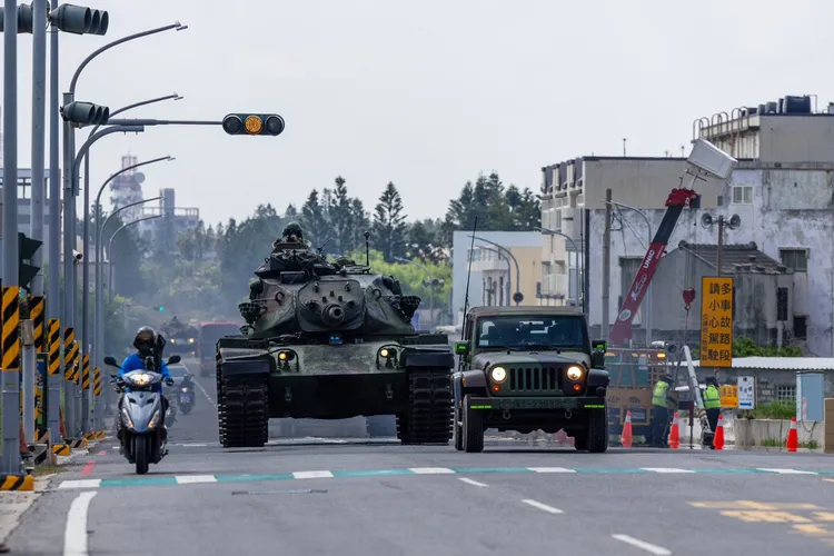 第一作戰區戰車防護演練關鍵基礎設施。軍聞社