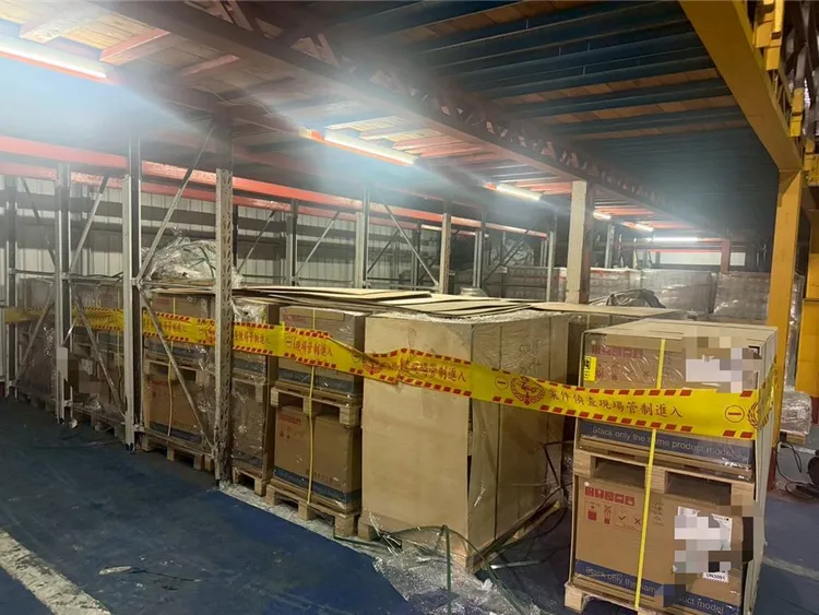 台灣檢調與海巡單位發現美超微電腦公司的高階AI伺服器被偷賣到中國。翻攝畫面