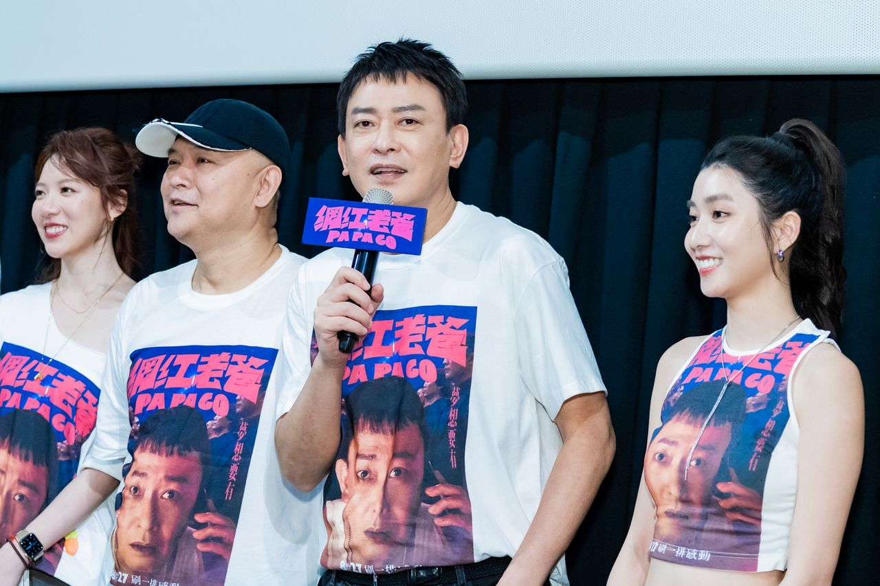 王識賢收「最帥老爸」認證 爸爸節幸福嗑女兒吃手作「愛的晚餐」