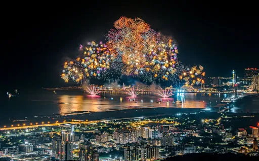 颱風白海豚攪局！淡水漁人碼頭煙火秀延期　要改到8/30壓軸登場