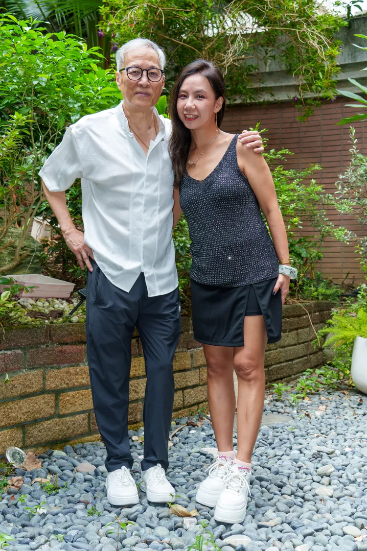 姜厚任（左）喊女友小寶貝。彭欣偉攝