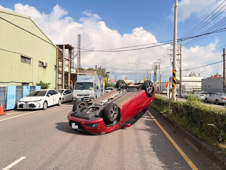 事故現場。中壢警分局提供