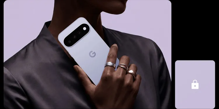 Google Pixel 11提供冰霜紫、木槿桃、開心果綠及曜石黑4色，搭載三鏡頭相機與Tensor G6晶片，售價29,990元起。Google官網