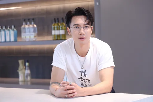 專訪｜MIRROR邱士縉招認女兒奴　零偏財運笑喊：贏錢就買台積電