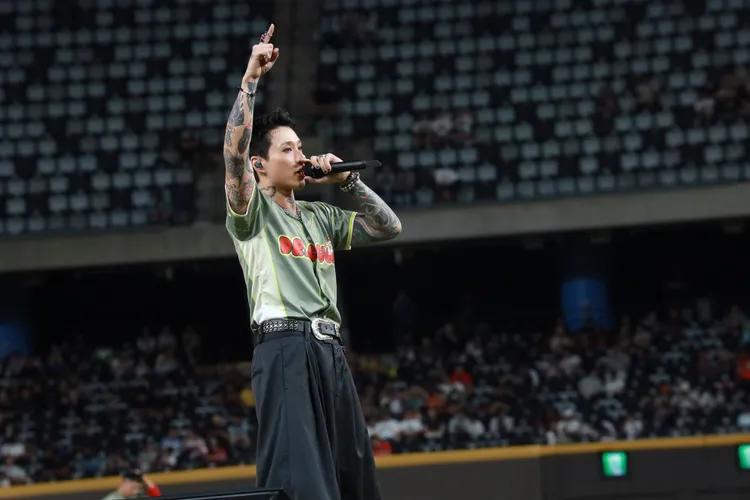 Marz23帶領上萬球迷進行「正能量佈道」。華納音樂提供