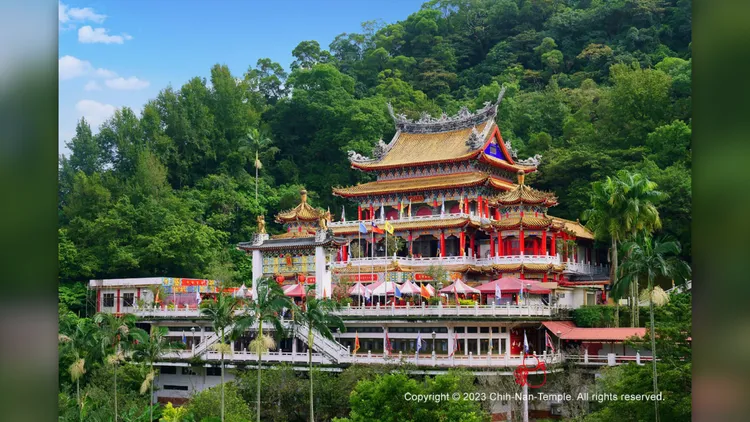 指南宮創建於清光緒年間，迄今已有百餘年歷史，素有「天下第一靈山」之稱。圖取自指南宮網站
