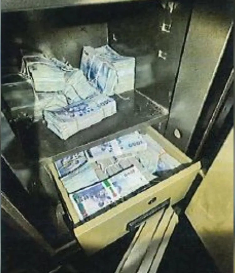 診所內查獲千萬現金。桃園地檢署提供