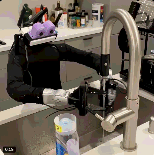 【有片】機器人搶打掃阿姨飯碗？　專家冷笑「還差得遠」背後有人操控