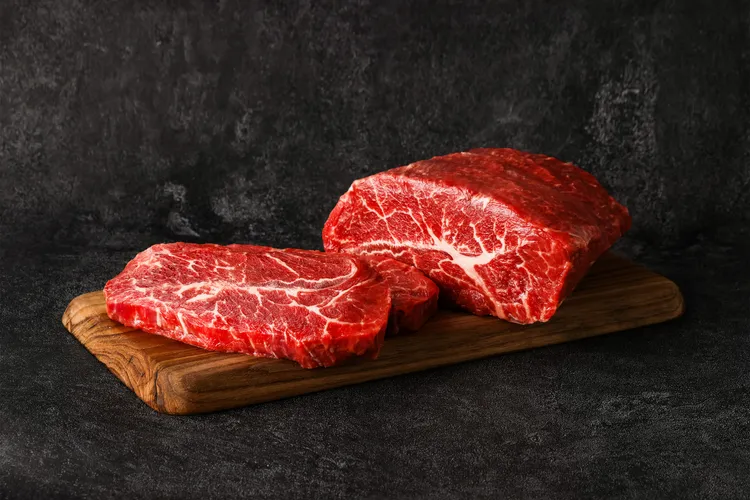 胡同燒肉父親節《爸王美牛吃到飽》套餐─美國Prime板腱。業者提供