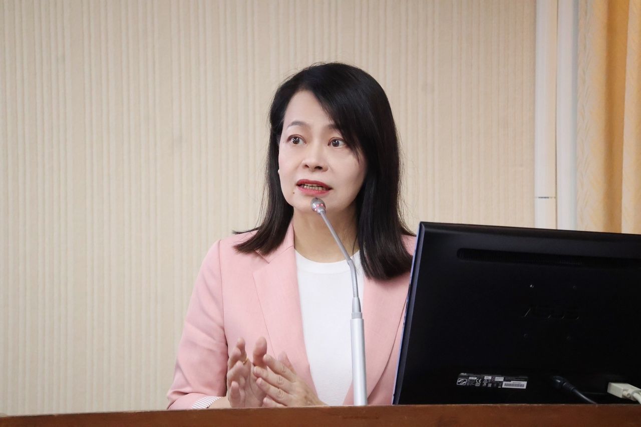 卓榮泰昨喊沒錢今赴屏東 藍委痛斥:謊話連篇