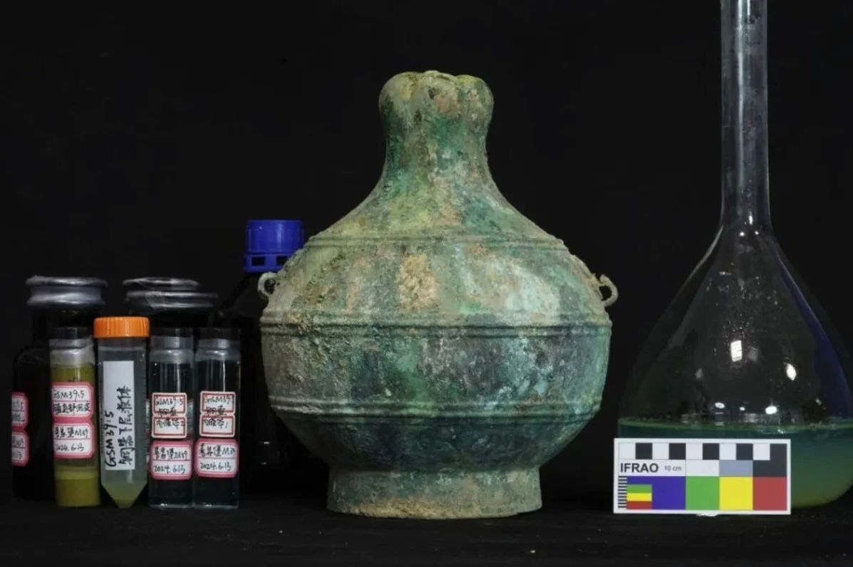 這酒有夠陳!2300年戰國酒出土 一次開出5瓶