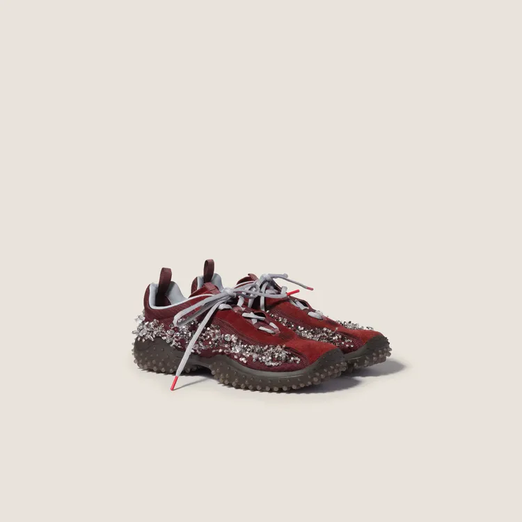 Miu Miu Bubble裝飾運動休閒鞋，7萬4000元。品牌提供