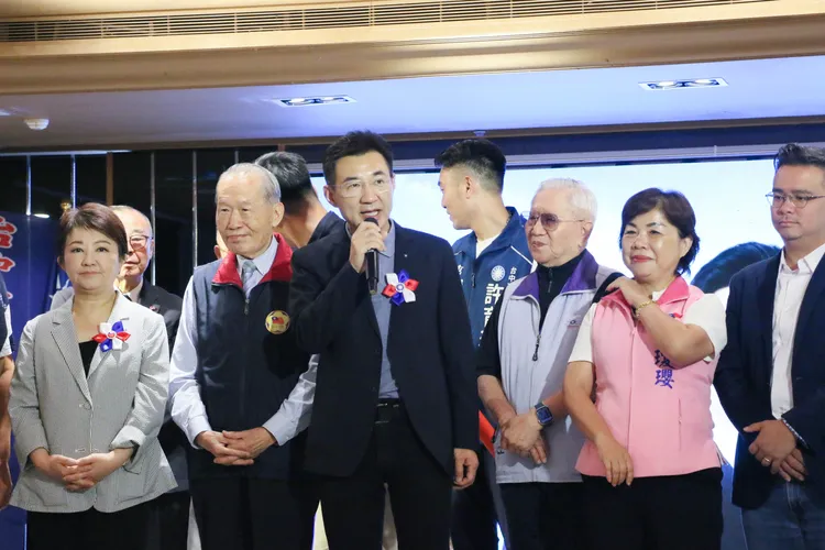 江啟臣說，他已準備好接棒守護台中，「接棒只許成功，不許失敗！」民眾提供