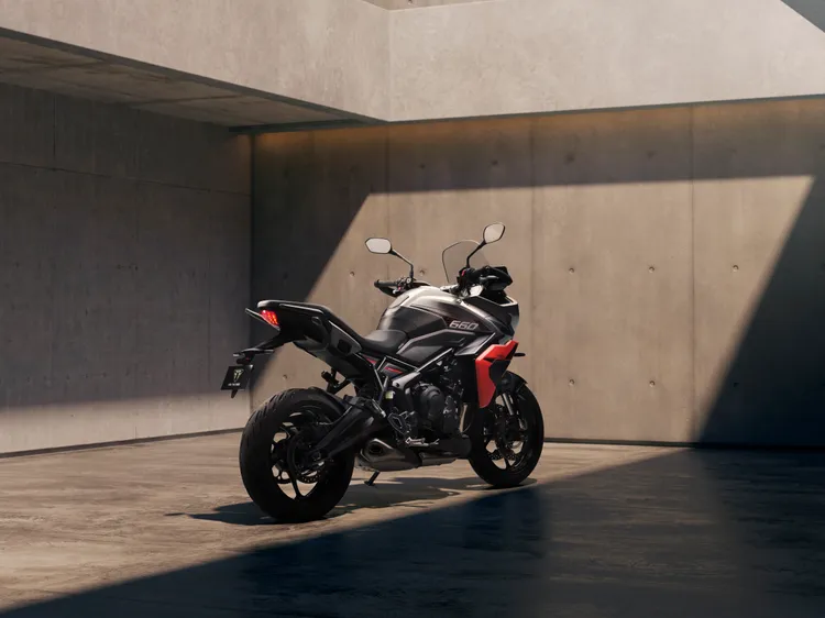 Tiger Sport 660可搭配原廠完整行李系統，側箱總容量57公升、後箱49公升，搭配三缸95匹動力，從日常通勤一路延伸至跨縣市長途旅行。業者提供