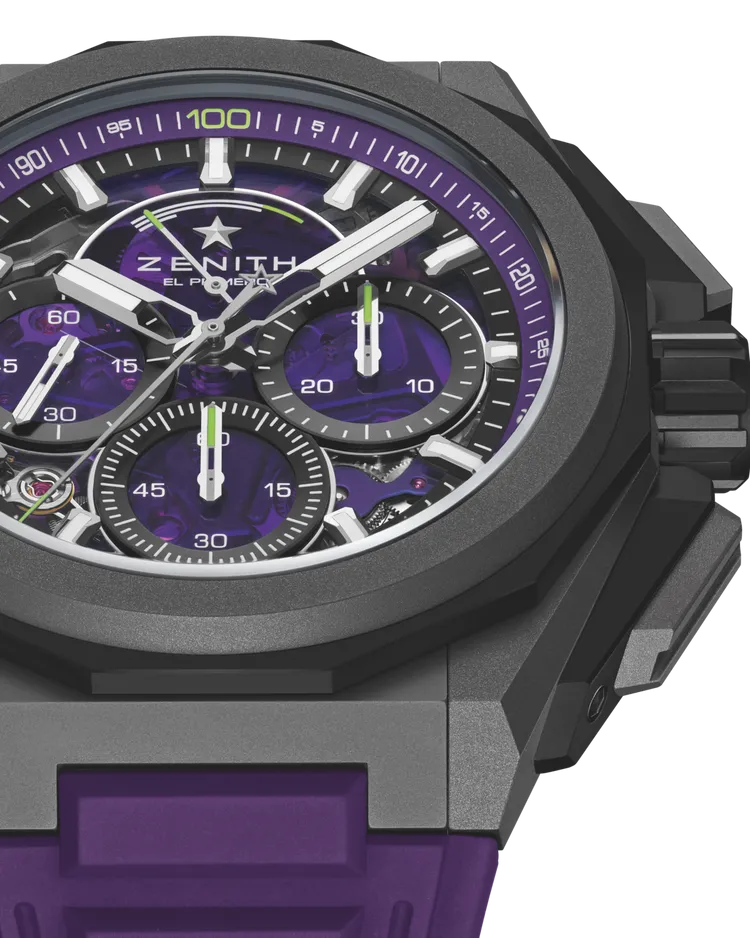 ZENITH DEFY Extreme Ultraviolet挑戰極限幻紫腕錶，45mm，微噴砂鈦金屬錶殼，染紫藍寶石錶盤，紫色橡膠錶帶（附微噴砂鈦金屬錶鍊及黑色Velcro魔鬼氈錶帶），El Primero 9004機芯，動力儲存50小時，防水深度200米，65萬1500元。品牌提供