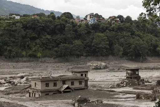 中尼邊境爆致命山洪土石流！至少18死近400人失聯　疑地震引發雪崩釀災
