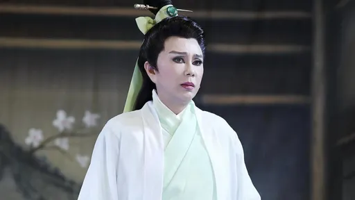 明華園婉拒「鍘美藝術節」孫翠鳳夫外遇親姊　 網紅發文：會鍘到自己老闆