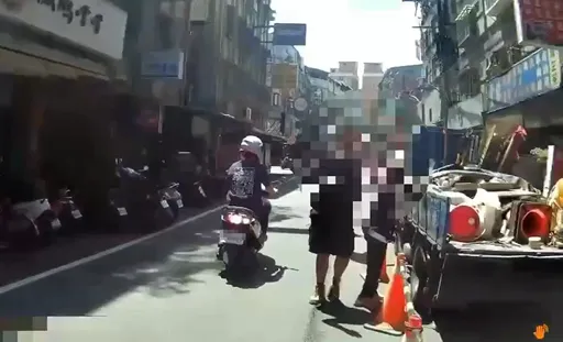 路邊施工擋道引關切　警一查發現工人竟是毒品通緝犯