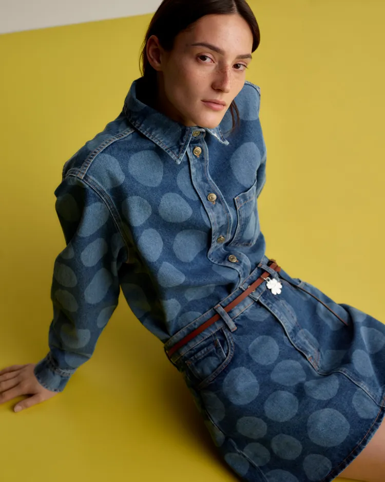 Marimekko Maridenim系列Petrooli印花襯衫1萬5900元、短裙1萬1900元。品牌提供