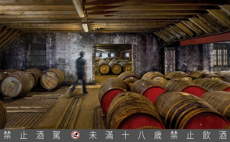 麥卡倫相信真正卓越的熟成，不是等待結果，而是掌握過程，在熟成開始之前，就已經做出無數影響未來風味的關鍵決定。業者提供