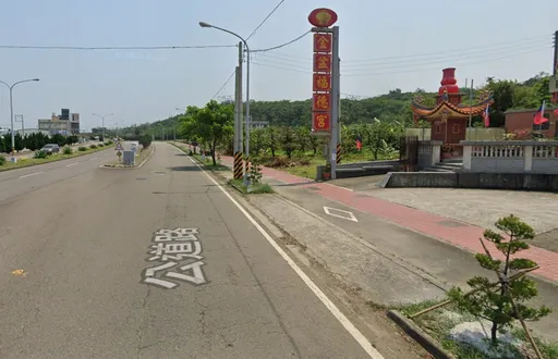 竹東死亡車禍！女工程師追撞違停貨車　卡車斗頭部重創送醫不治