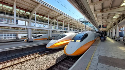 又是行動電源！高鐵車廂起火　旅客急疏散