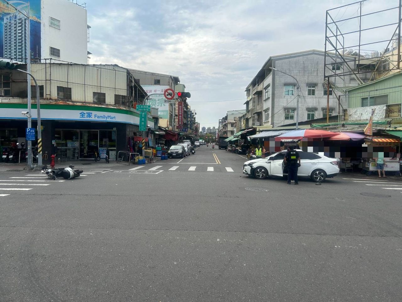 女駕駛失控擦撞機車!無酒駕毒駕 竟是這原因造成