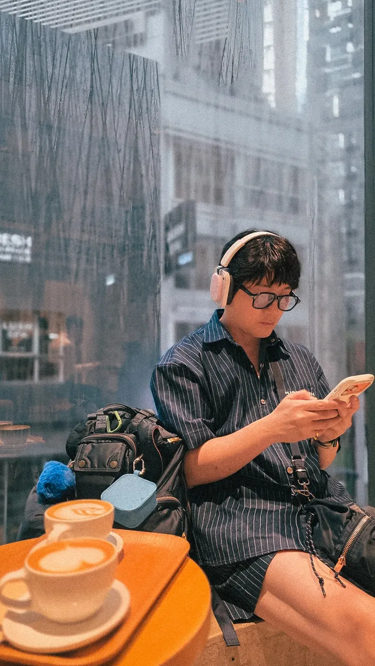 易桀齊暌違10年推出全新專輯《行樂 ?.序｜Carpe Diem ?. Prologue》。走音佬音樂工作室提供