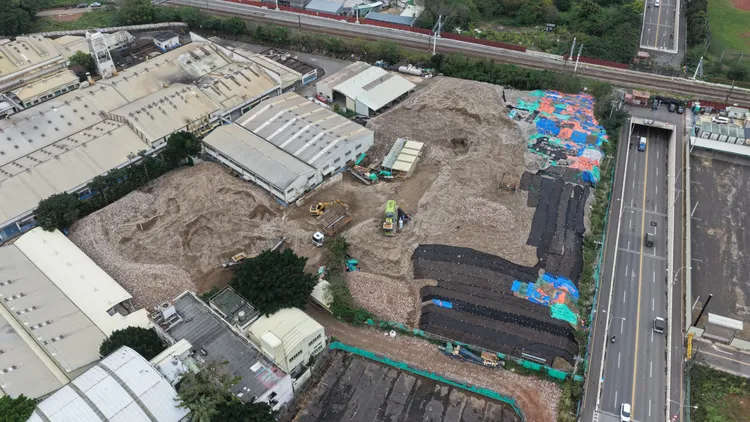 填埋廢棄物現場空拍照。環保局提供
