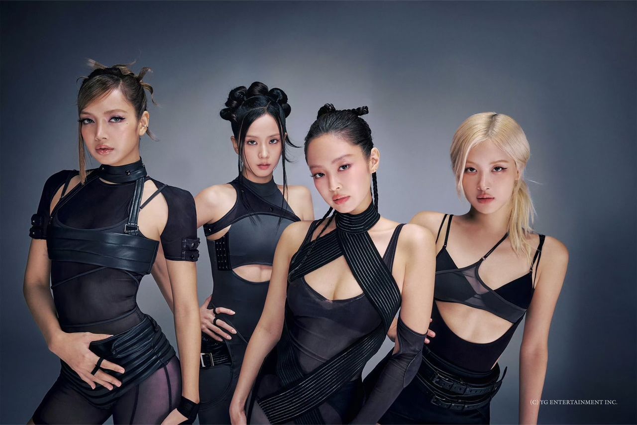 女粉拿球桿砸YG抗議!BLACKPINK確定合體慶10週年 僅抽40人參加