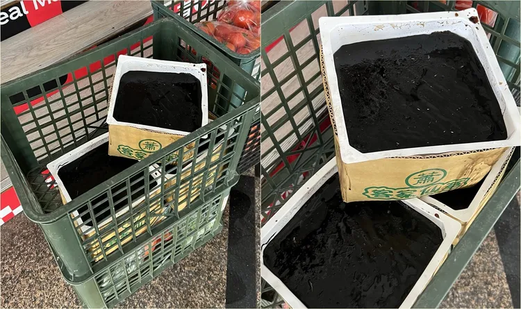 民眾發現知名連鎖牛排館的仙草直接曝露在馬路旁。網友授權提供