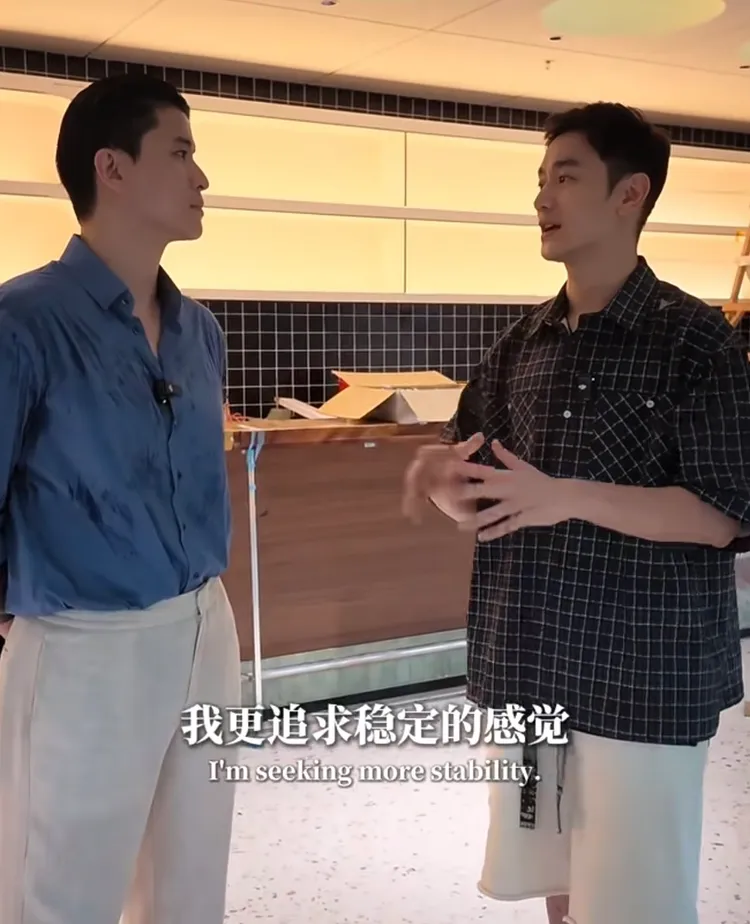 林佑威（右）開店是為了追求更穩定的生活。翻攝自林佑威小紅書