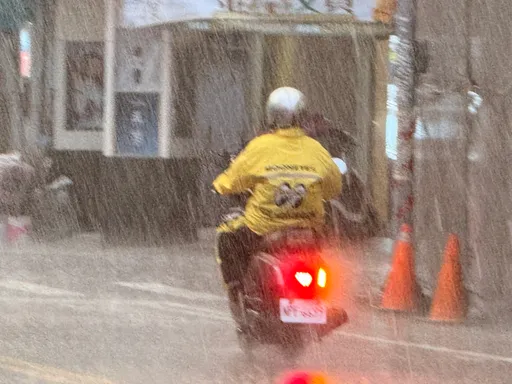 注意！7縣市大雨　一路下到晚上