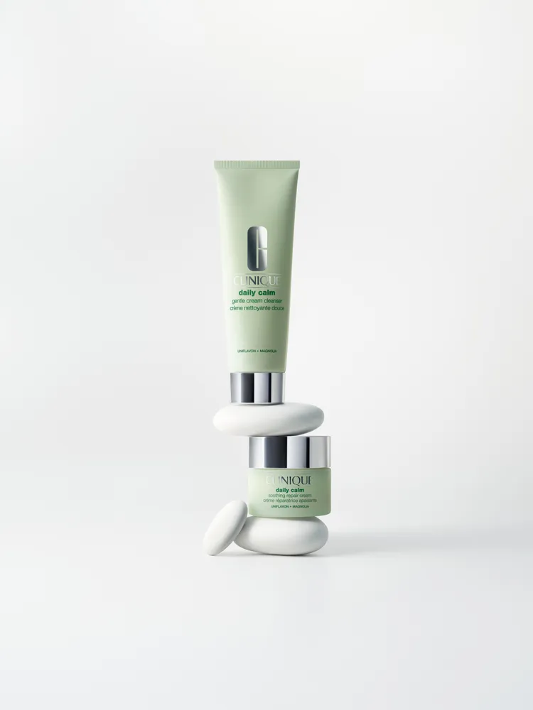 倩碧推出全新Daily Calm 365超敏修護系列。品牌提供