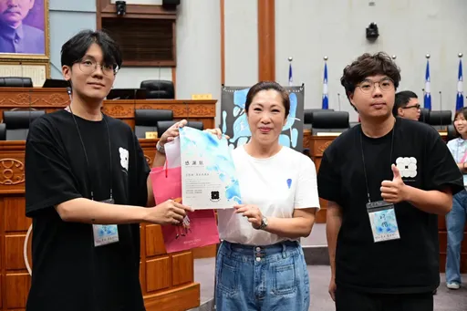 周刊踢爆台東議長吳秀華家族安養中心開發案疑規避環評　吳秀華、陳瑩都說話了