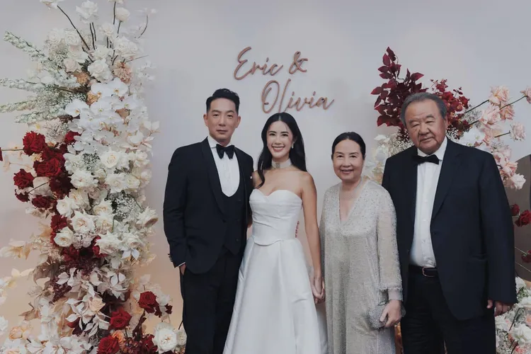 台玻總裁林伯實夫人徐莉玲，長子徐子翔新婚才2年卻驚傳輕生亡。翻攝徐莉玲臉書