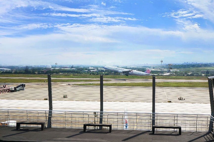 無人機亂入!桃園機場暫停起降 9航班受影響