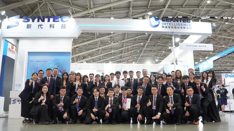 新代科技在2026台北自動化工業大展展出「智慧領航－AI驅動新世代製造方案」， 吸引眾多人潮參觀交流。公司提供