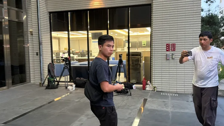 三總張姓醫師獲檢察官諭令10萬元交保。讀者提供