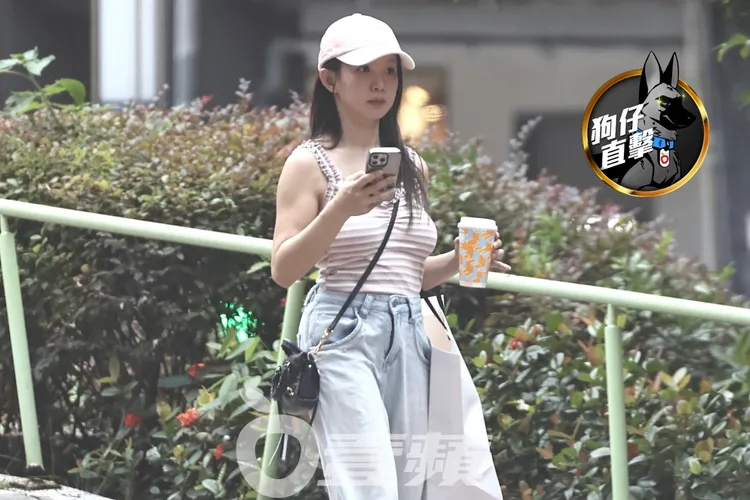郭書瑤素顏現身東區延吉街巷弄。特勤中心攝