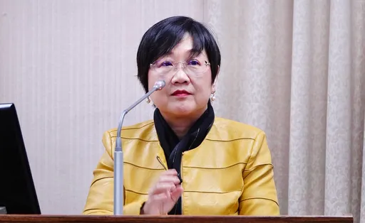 批徐佳青5年狂刷公帑2300萬爽玩　陳智菡轟：立刻下台！