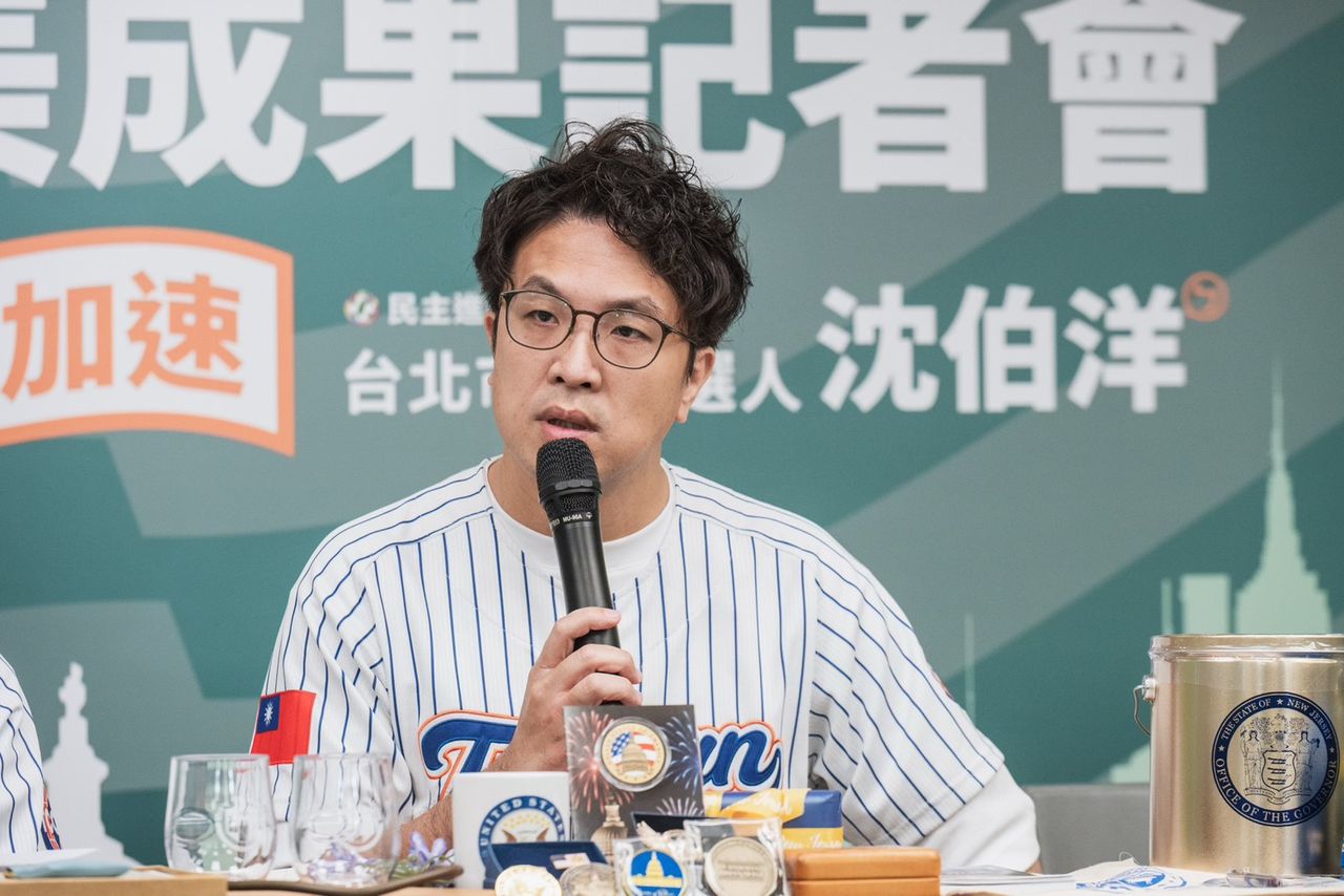 饒河夜市小吃店把2人簽名都塗掉 沈伯洋:我舉雙手贊成