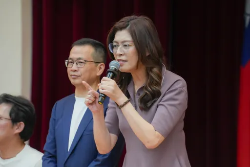 卓榮泰把不副署當武器　國民黨：憲法哪裡授權閣揆可沒收三讀法律