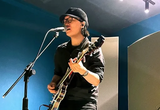 金曲歌手謝震廷又沒出庭　他持刀恐嚇女友藉口看醫生！法官:「沒證明就拘提」