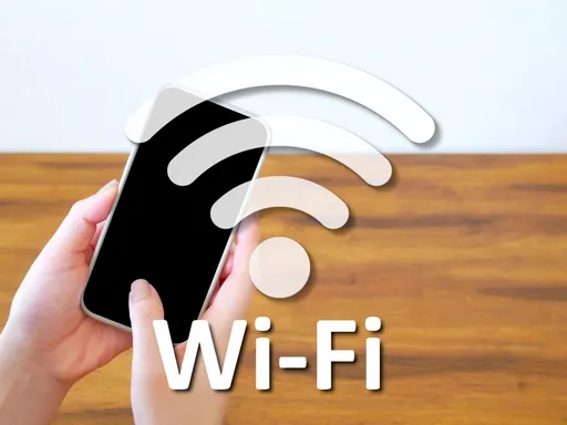 出國別亂連Wi-Fi！警示「3字」恐是陷阱　信用卡、網銀資料恐遭盜