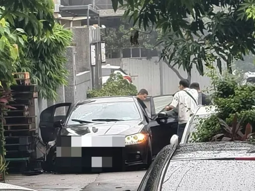 台中警拘提嫌犯！他拒捕還駕車衝撞　警開16槍擊中臀部送醫