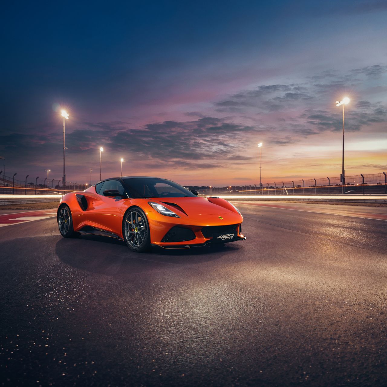 Lotus Emira 420 Sport接單 420匹純燃油中置跑車758萬元起