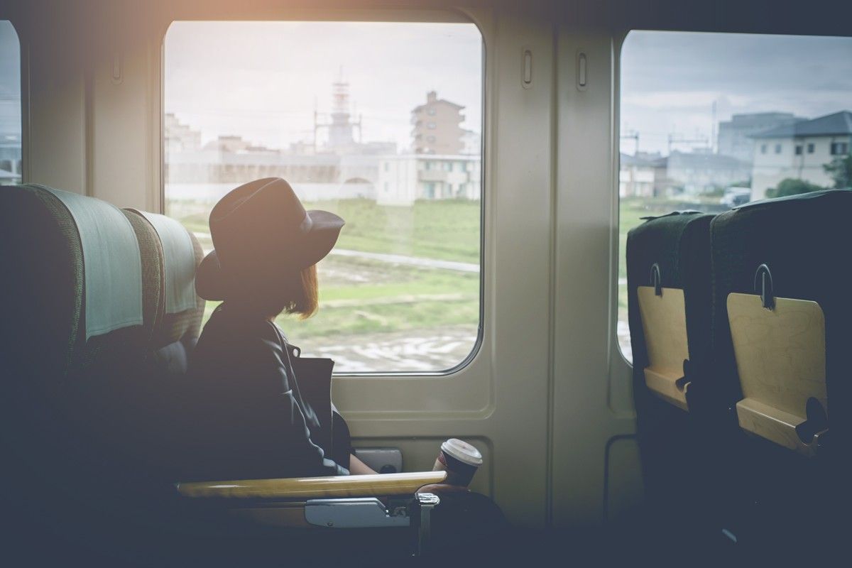 單人旅遊成新商機!易遊網推「跟團不加價」 類獨旅商品七夕同步上線